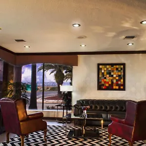 Отель Ramada By Wyndham Orlando South Давенпорт
